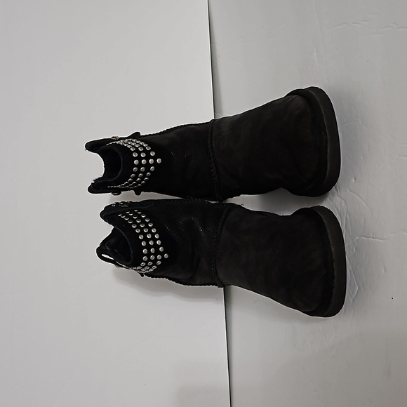 Ugg Bowen Swarovski Crystal Bling Studded Boots sz5  Black Pre-owned - Picture 2 of 11